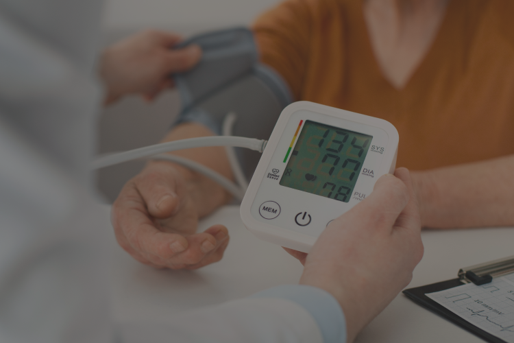 Manejo de hipertensión arterial severo en guardia